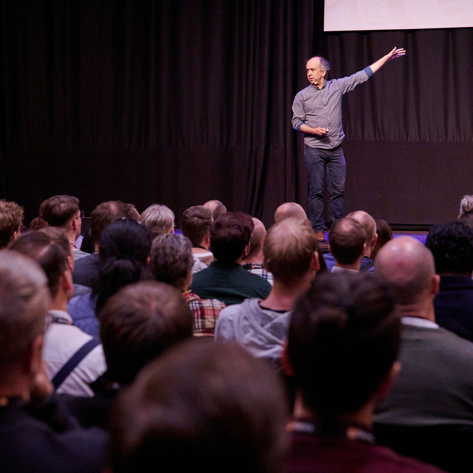 Beauty in Code – föreläsare på scen 1